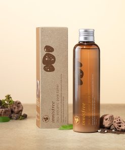 nuoc hoa hong tri mun dau den innisfree jeju volcanic toner 2