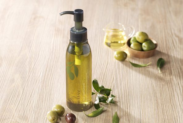Dầu tẩy trang da khô Innisfree Olive Real Cleansing Oil