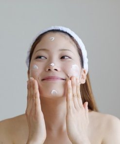 Kem-duong-trang-da-innisfree-whitening-pore-cream-9