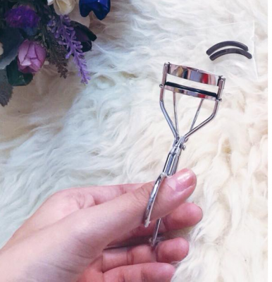 kep-bam-mi-tonymoly-eyelash-curler-14 kep-bam-mi-tonymoly-eyelash-curler-14