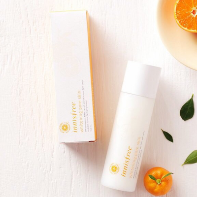 nuoc-hoa-hong-lam-sang-da-innisfree-whitening-pore-skin-15 Nước hoa hồng trắng da Innisfree Whitening Pore Skin