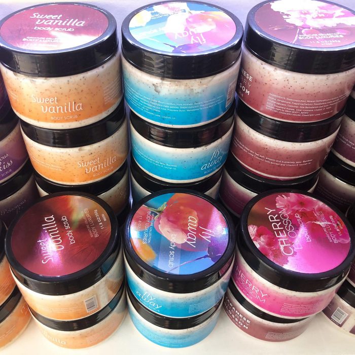 kem-tay-te-bao-chet-body-luxuries-signature-12 kem-tay-te-bao-chet-body-luxuries-signature-12