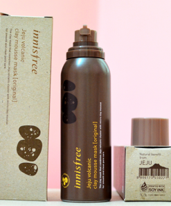 mat-na-tro-nui-lua-innisfree-jeju-volcanic-clay-mousse-mask-11