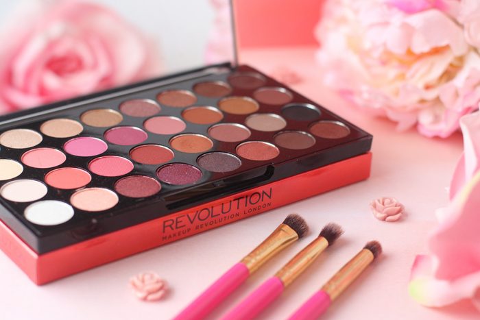 bang-phan-mat-32-o-li-flawless-matte-ultra-10 bang-phan-mat-32-o-li-flawless-matte-ultra-10