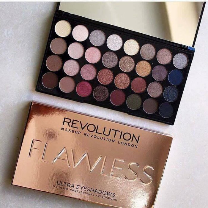 bang-phan-mat-32-o-li-flawless-matte-ultra-7 bang-phan-mat-32-o-li-flawless-matte-ultra-7