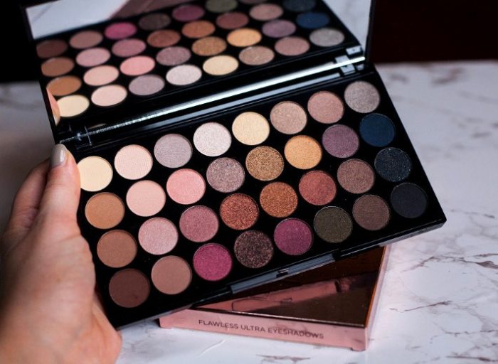 bang-phan-mat-32-o-li-flawless-matte-ultra-8 bang-phan-mat-32-o-li-flawless-matte-ultra-8