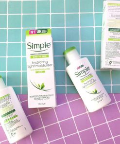 kem duong am Simple Kind To Skin Hydrating Light Moisturiser 11
