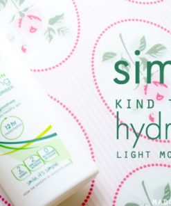kem duong am Simple Kind To Skin Hydrating Light Moisturiser 3