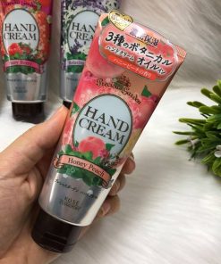 kem duong da tay kose hand cream precious garden 4