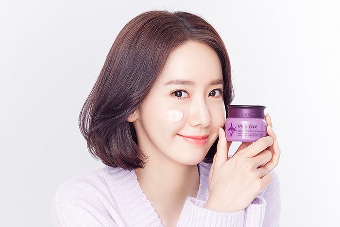 kem duong trang va chong lao hoa innisfree jeju orchid enriched cream 8