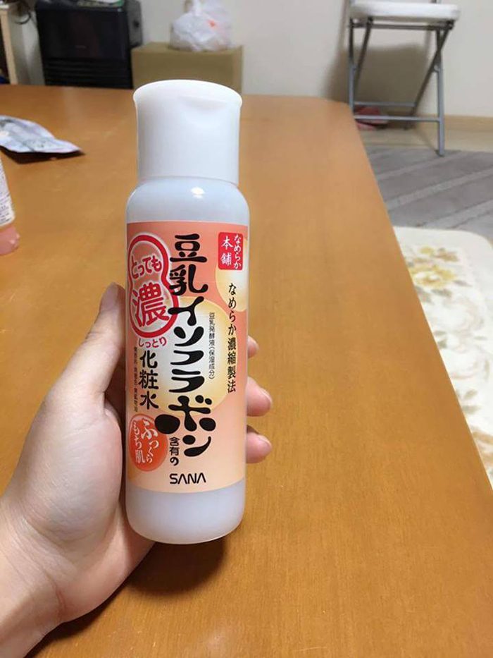 Nước hoa hồng SANA Nameraka Isoflavone Facial Milky Lotion