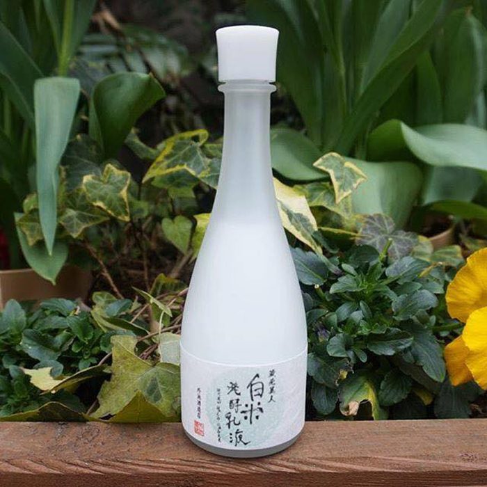 nuoc than duong da kuramoto bijin sake lotion 10