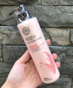 tay trang gao dang sua the faceshop rice water bright cleansing milk 7