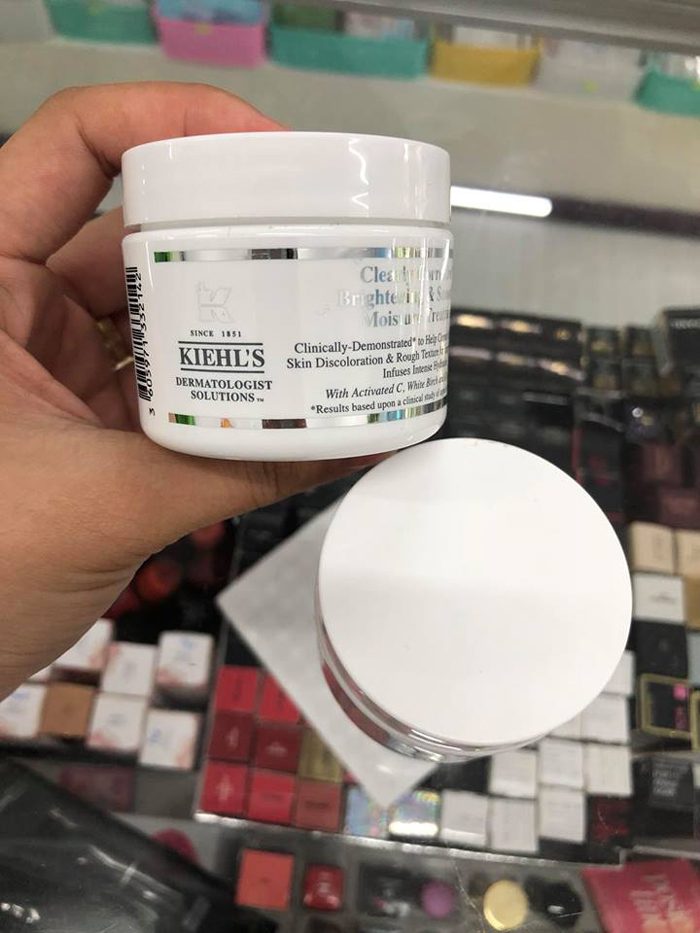 Kem dưỡng Kiehl’s Clearly Corrective Brightening & Smoothing Moisture Treatment
