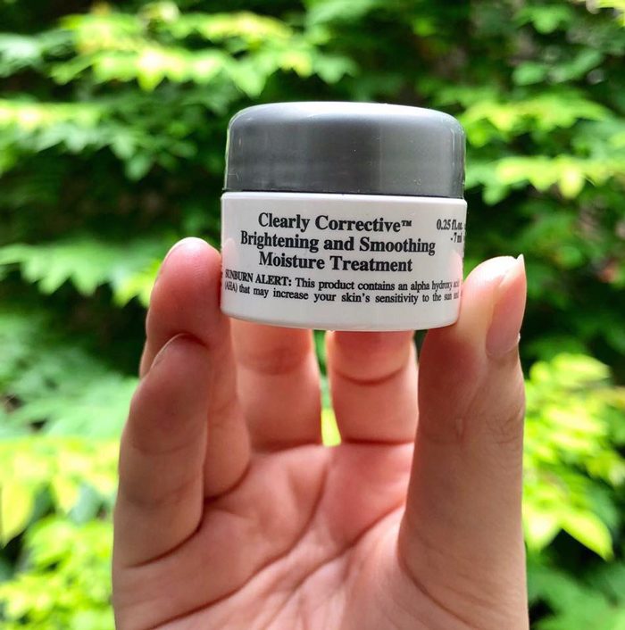 Kem dưỡng Kiehl’s Clearly Corrective Brightening & Smoothing Moisture Treatment