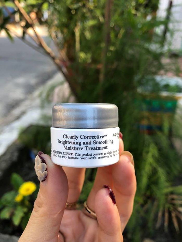 Kem dưỡng Kiehl’s Clearly Corrective Brightening & Smoothing Moisture Treatment