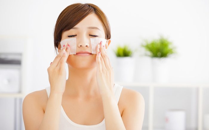 Nước hoa hồng Meishoku Whitening essence lotion