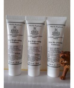 sua rua mat kiehls clearly corrective brightening exfoliating daily cleanser 5