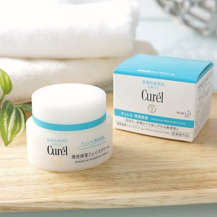 Kem dưỡng Curel Intensive Moisture Cream