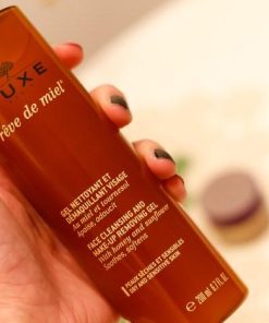 sua rua mat tinh chat mat ong nuxe reve de miel gel nettoyant et demaquillant visage 4
