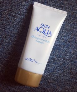 Kem chống nắng Rohto Skin Aqua UV Super Moisture Essense SPF 50+/PA++++