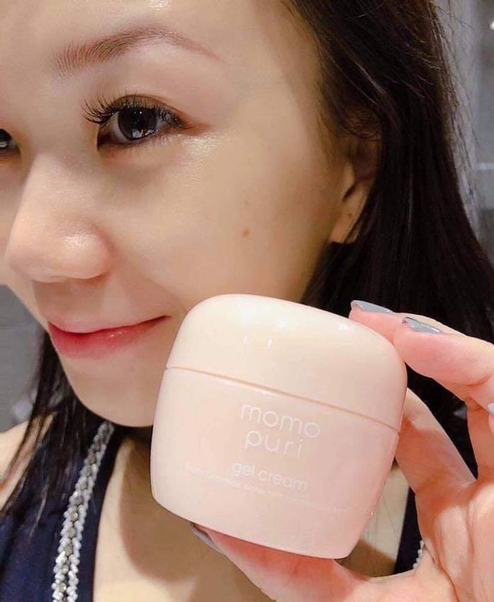 Kem dưỡng ẩm Momo Puri gel cream