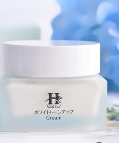 kem trang da Heidi 1