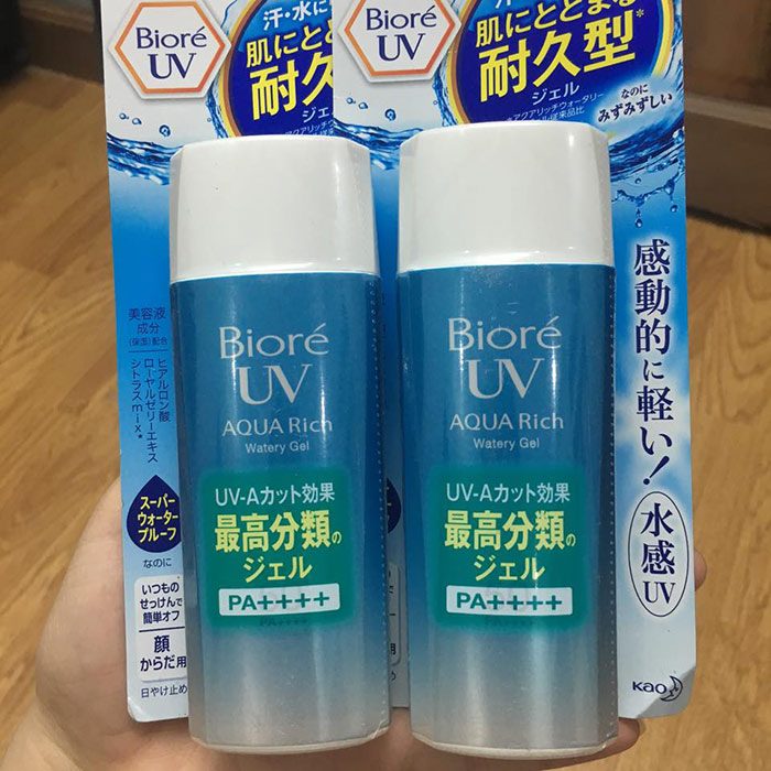Kem Chống Nắng Biore UV Aqua Rich Watery Gel Spf50 pa++++