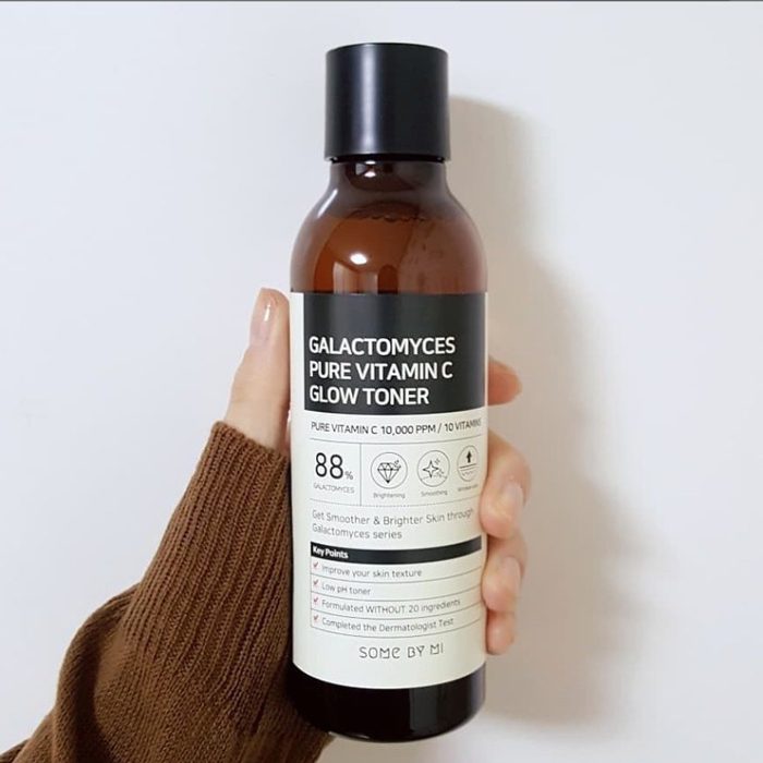 nuoc hoa hong some by mi galactomyces pure vitamin c glow toner 2