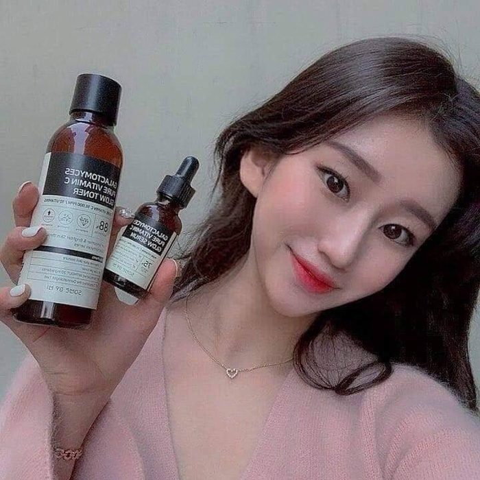 nuoc hoa hong some by mi galactomyces pure vitamin c glow toner 7