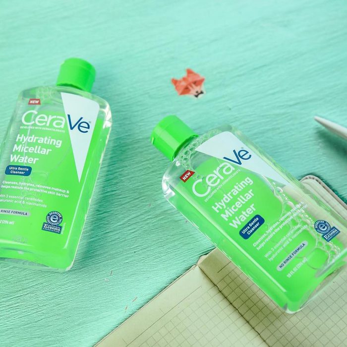 Nước tẩy trang CeraVe Hydrating Micellar Water