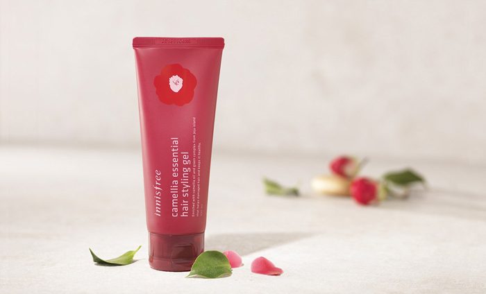 gel tao kieu toc innisfree camellia essential hair styling 3