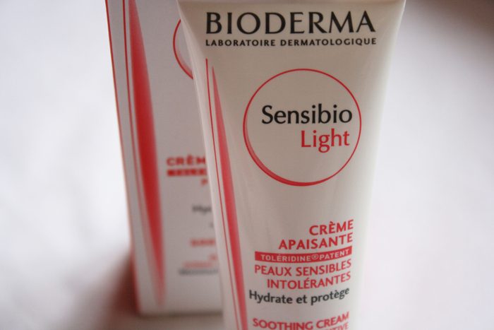 kem bioderma sensibio light 9