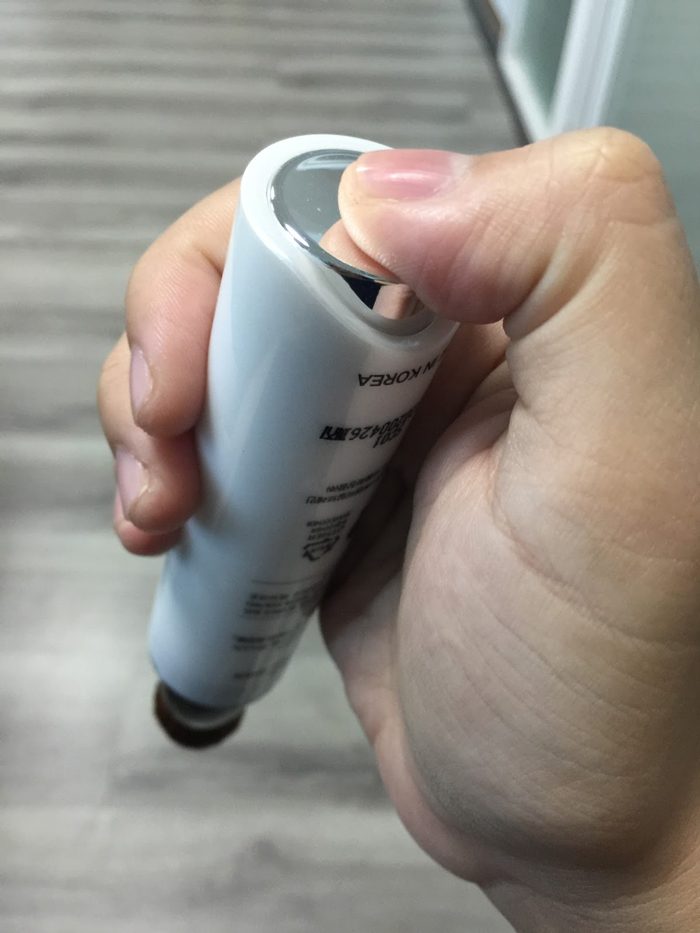 kem duong da yerma magic whitening brush 5