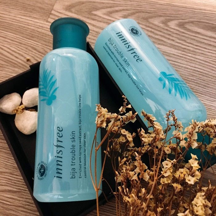 nuoc hoa hong Innisfree Jeju Bija Trouble Skin 3