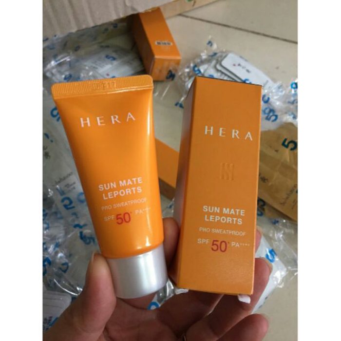 kem chong nang hera sun mate leports spf50 pa 2