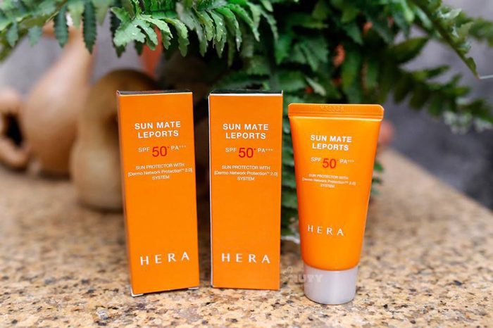 kem chong nang hera sun mate leports spf50 pa 4