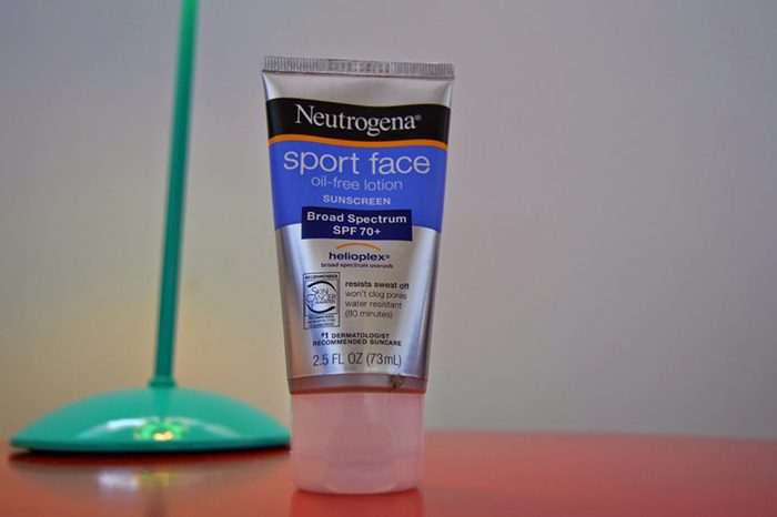 kem chong nang neutrogena sport face spf 70 7