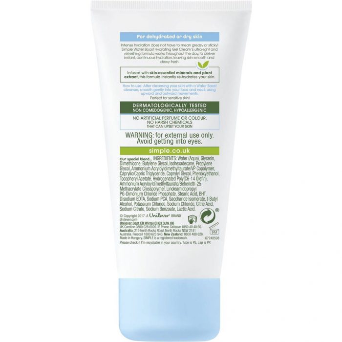 kem duong simple water boost hydrating 1