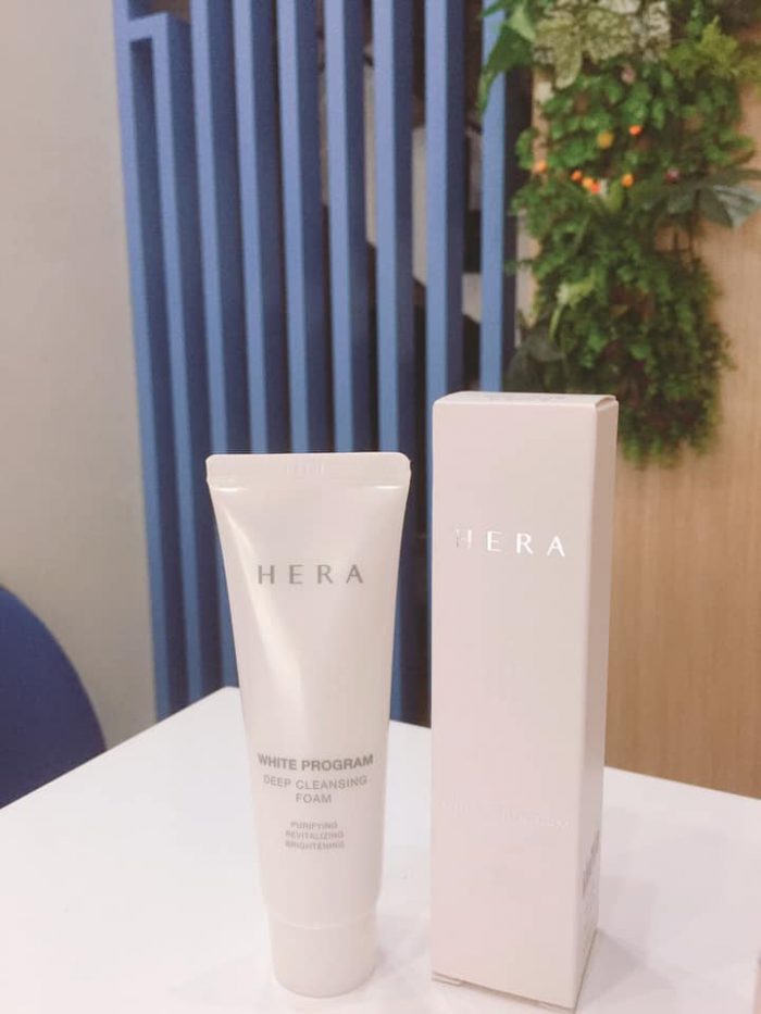 sua rua mat hera white program deep cleansing foam 5