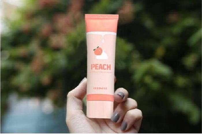Coringco Peach Whipping Tone Up Cream 14