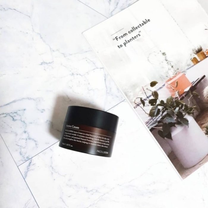 Kem dưỡng trắng da căng bóng Incellderm Active Cream