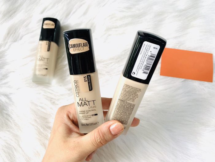 Kem nền kiềm dầu Catrice all matt plus shine control make up 18h 15