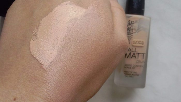 Kem nền kiềm dầu Catrice all matt plus shine control make up 18h 6