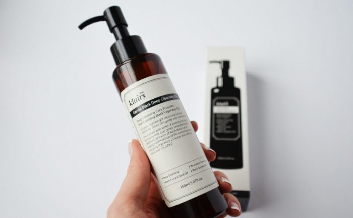 dau tay trang kiem soat ba nhon klairs gentle black deep cleansing oil 11
