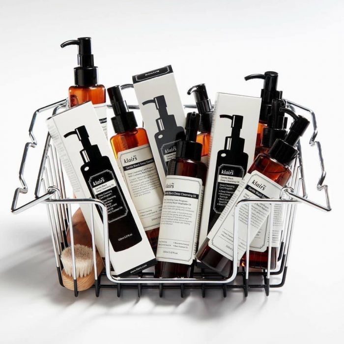 dau tay trang kiem soat ba nhon klairs gentle black deep cleansing oil 12