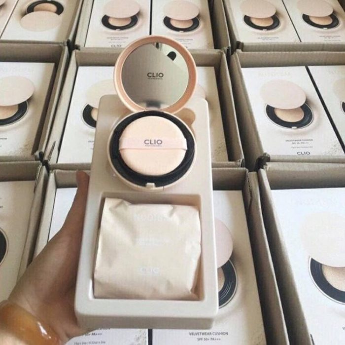 phan nuoc CLIO Nudism Velvetwear Cushion SPF50 PA 11