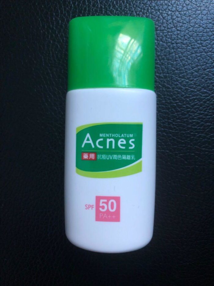 Kem chong nang ngua mun Acnes UV Tint Milk 3