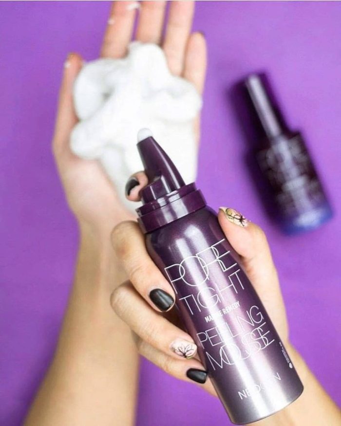 Tay da chet dang kem bot Neogen Pore Tight Peeling Mousse 7