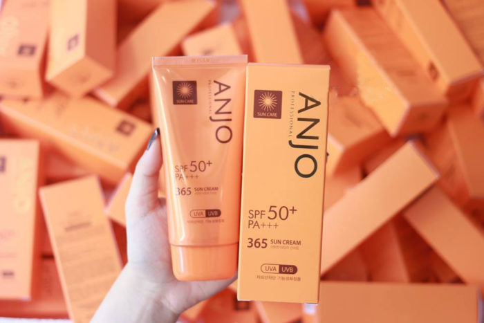 Kem Chong Nang Anjo Professional SPF 50PA 365 Sun Cream 1